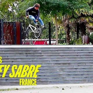 VIANNEY SABRE - FRANCE | DIG BMX 'LOCALS'
