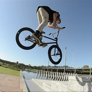 LEWIS MILLS 2014