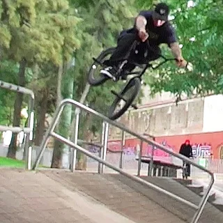 UNDERGRIND 1% | DIG BMX