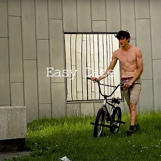 SEAN MUNRO - EASY DAZE - DIG LOCALS