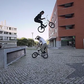 Matthias Dandois Haro BMX - La Bastille in Lisbon