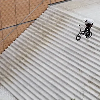 COURAGE ADAMS DEFEATS THE LYON 25 STAIR - BEHIND THE SCENES - VANS