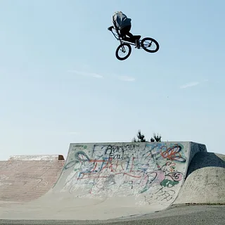 BMX: GREG ILLINGWORTH - MORNING TO NIGHT