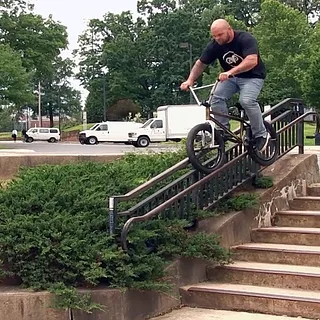 DAILY GRIND: REROUTING - GREMLIN FULL SECTION (BMX)