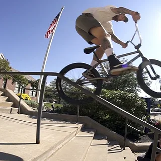 S&M SKELETONS & MUSCLES - EXTENDED CUT (BMX)