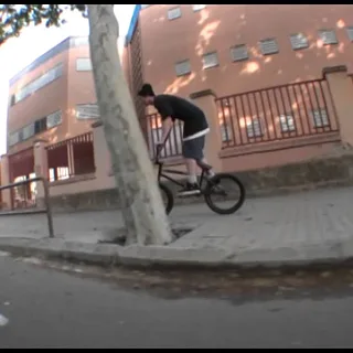 Josh Roberts DUB x Skavenger Video
