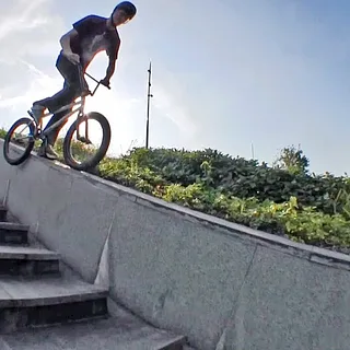 NO PEGS, NO TITLE - TWAN VAN WIJK