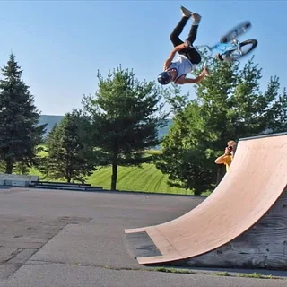 KEEP BMX UNIQUE - DEVIN BOEHM