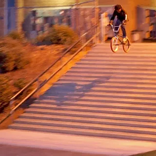 KNUCKLEHEAD NINJA - TY WADE