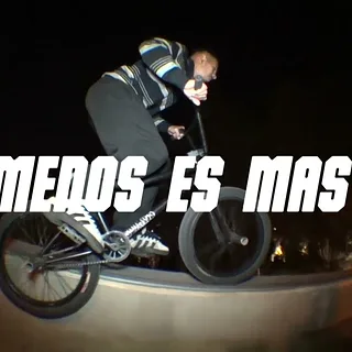 MENOS ES MASS : EMANUEL MESTRE : 2025