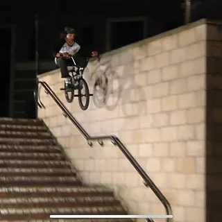 HARRY MILLS WAKLEY - WELCOME TO ANIMAL BIKES (BMX)