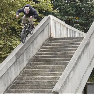 Federal Bikes Presents LIBERTE
