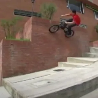 Chase Dehart In Columbia // Lotek Bogota // 2008