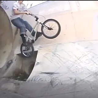 Chris Arriaga // Cheap Thrills // Kink BMX // 2005