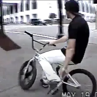 In the Raw // Fremont In Portland // Eddie Cleveland, Ian Schwartz, Rich Hirsch & More.
