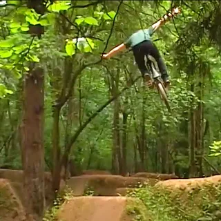 PDXBMX Files #20 // Roman Tencza & Friends Rip The Grotto Trails // 2008