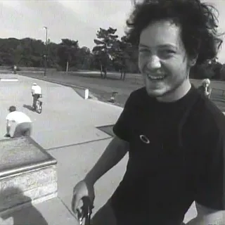 Sergio Layos // System Video // 2004