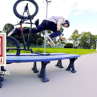 ALIVE & WELL DVD - JACK KELLY - OUTTAKES