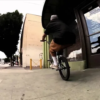 BSD - Chris Brown - Los Angeles