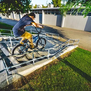 Delighted Crew: Thomas "DankJew" Garcilazo 2018 Street Edit