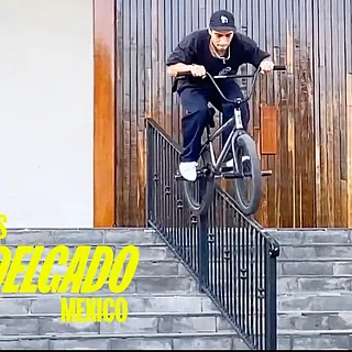 DIG LOCALS - JUAN DELGADO | Guadalajara, Mexico