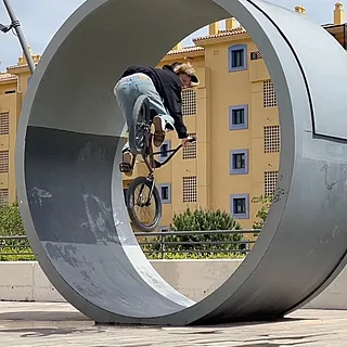EDINBURGH TO MALAGA WITH RENATO RANCSO, MICHAEL DICKSON, RORY MCLEAN AND MORE