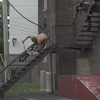 S&M BMX - Skeletons and Muscles Roadtrip