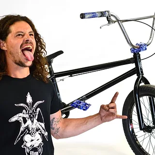 FBM- Garrett Ginch -Loose Goose Frog session