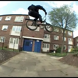 Loz & Bambi - Back To Civilisation