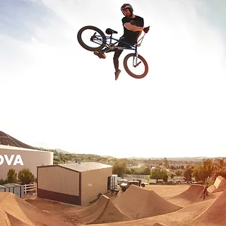 DEMOLITION BMX: Matt Cordova's MC Seat Video