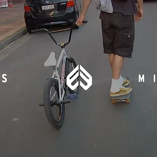 LEWIS MILLS - "IN BETWEEN WEEKS" / Eclat BMX