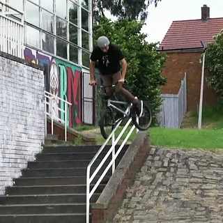 Eclat BMX / Free & Sleazy Full Video *ALT INTRO*