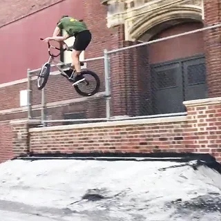 SUNDAY BIKES | "I'm Milwalkin' Here" - ft. Chris Childs, Mayo, & Jeff Dustin | BMX