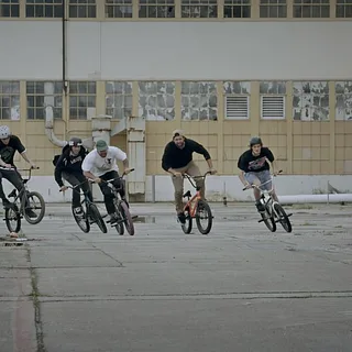 BMX / GROW UP -¬†INTRO