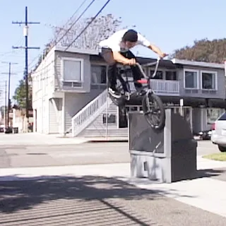 BMX - Julian Arteaga - Welcome to Sunday