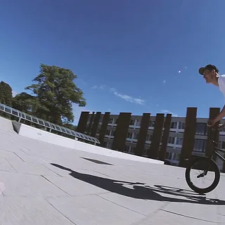FIRST LOOK: Connor Worthington