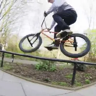 BMX STREET Stay Strong in London - Ride UK BMX