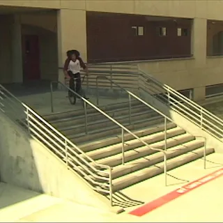 CULTCREW/ Alex Kennedy 03