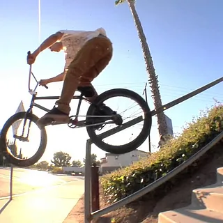 CULTCREW/ SMALLTALK ANDREW CASTANEDA