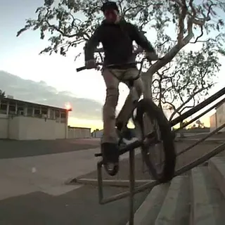 CULTCREW/ SMALLTALK IZ PULIDO