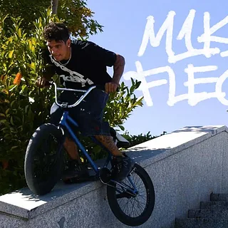  MIKI FLECK - MADR1D
