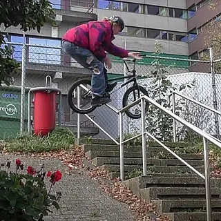 PEGLESS JEDI - PART 2 - TWAN VAN WIJK